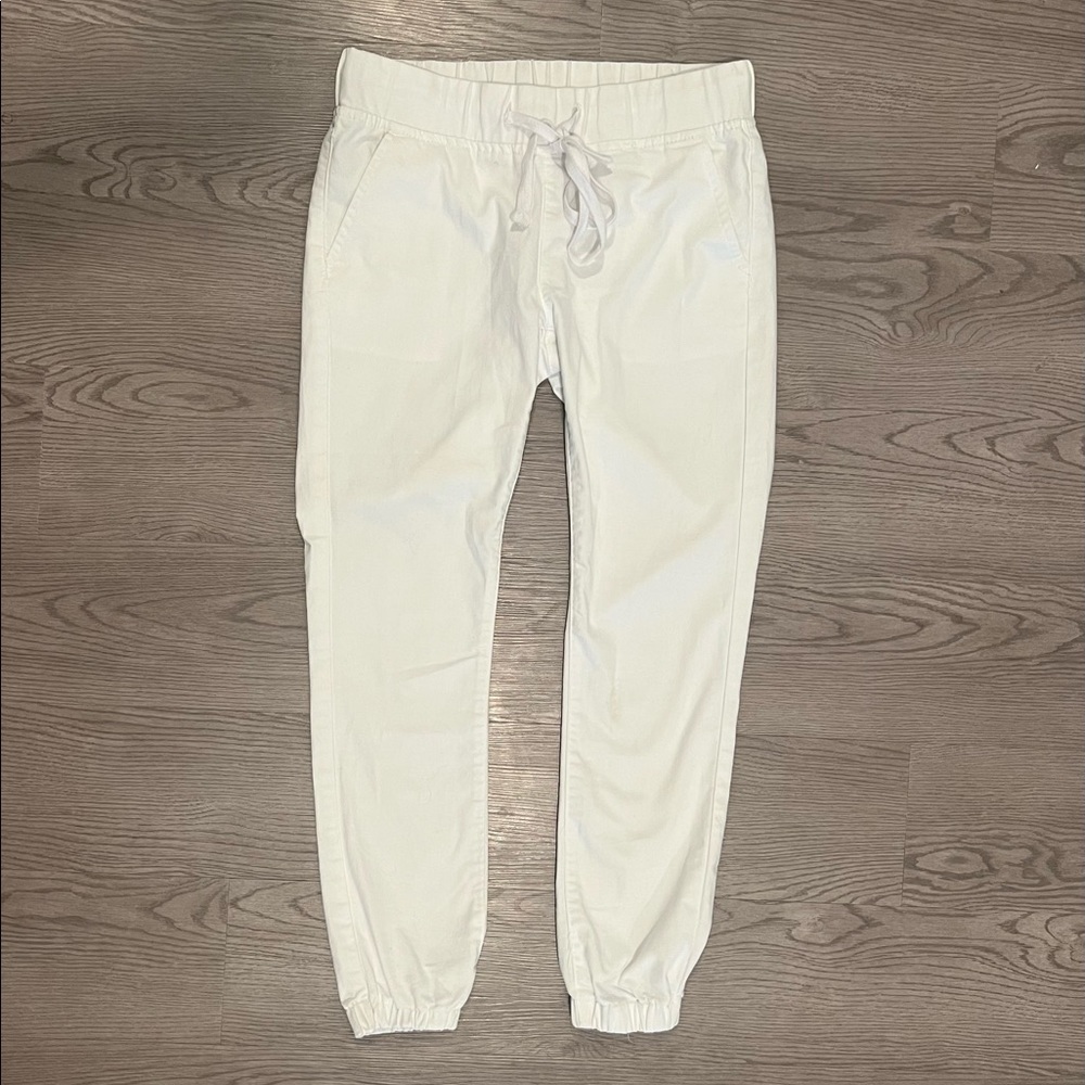 VIP - women’s white joggers, size 9/10 (uk) size S/M (us), in perfect condition